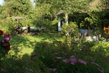 Voortuin-in-zomer